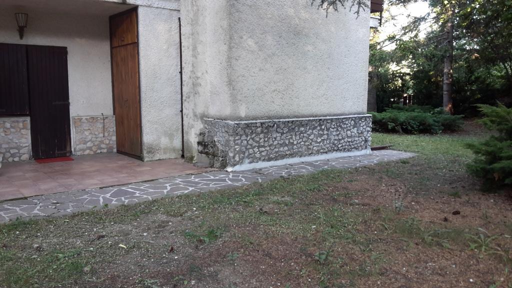 Appartamento Roccione Овиндоли Стая снимка