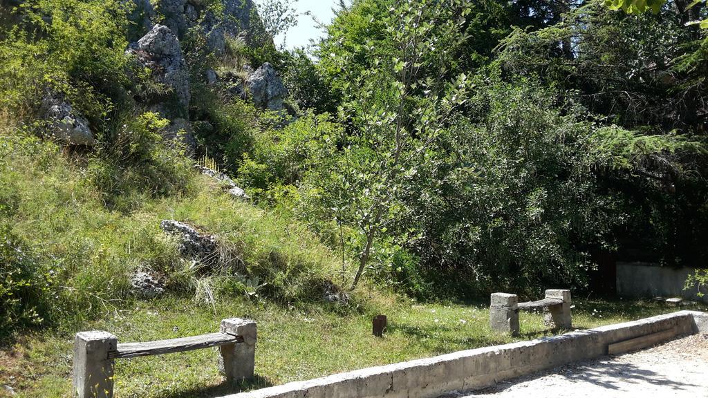 Appartamento Roccione Овиндоли Стая снимка